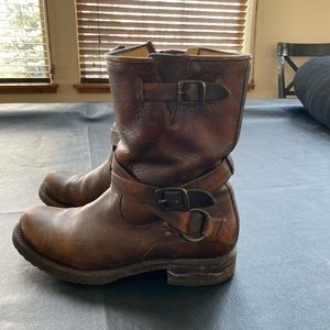 Women’s Frye Veronica Mid Boot